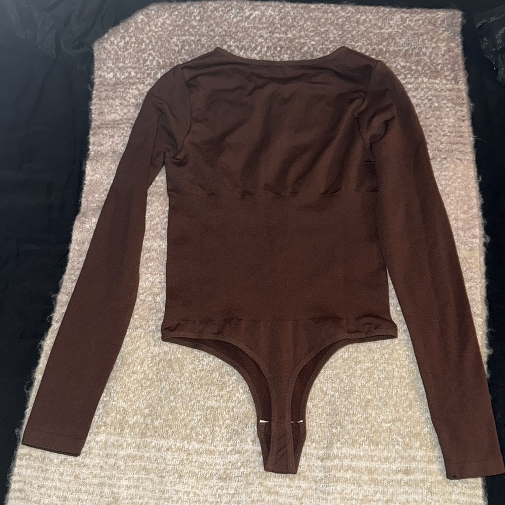 Musera Sport Long Sleeve Slinky Compression Bodysuit Casual for Spring & Summer - Picture 9 of 11